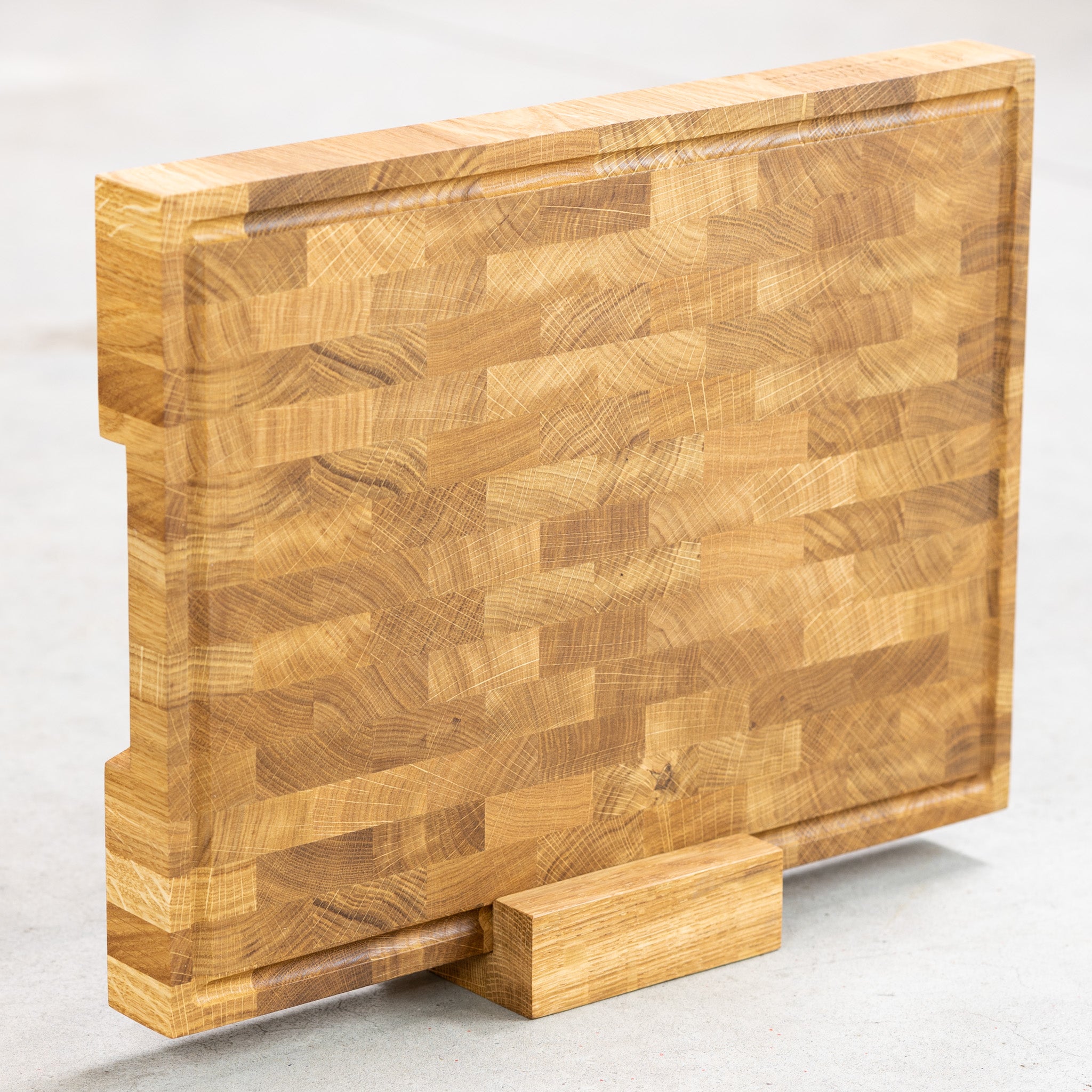 Premium Hirnholz Schneidebrett aus Eiche - 40 × 30 × 4 cm